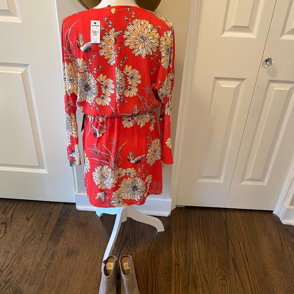 NWT! Express floral dress - Picture 3 of 6